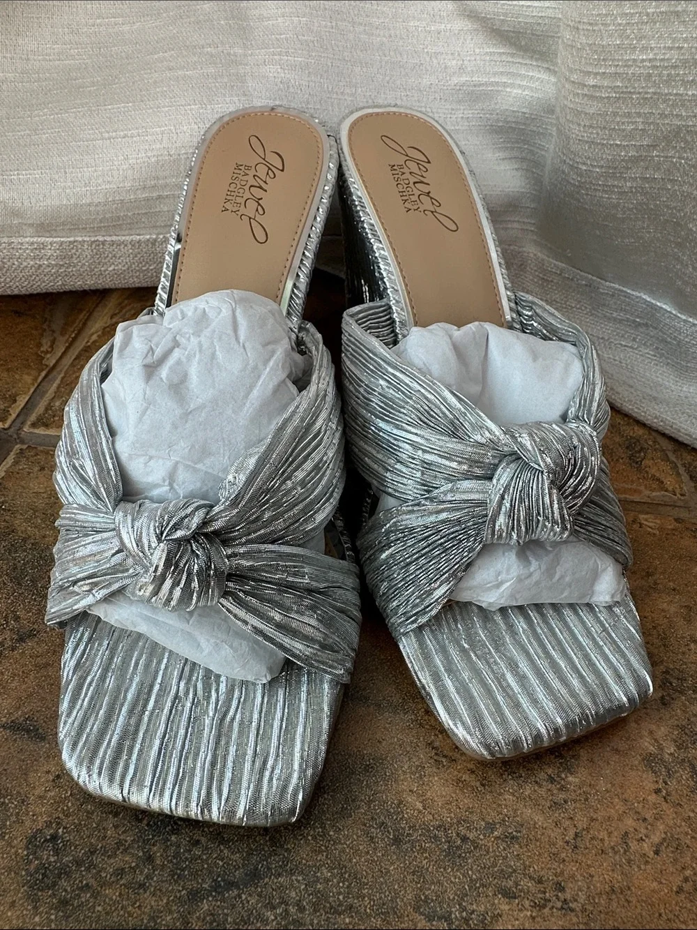 Jewel Badgley Mischka Metallic Silver Knotted Wedge Sandals